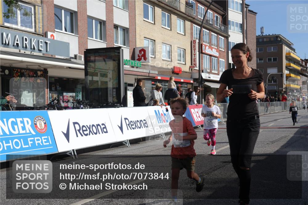 15.09.2024 - PSD Bank Halbmarathon Michael Strokosch http://msf.ph/oto/7073844 15.09.2024 10:32:11 Ziel 148, 193, 199, 280 meine-sportfotos.de