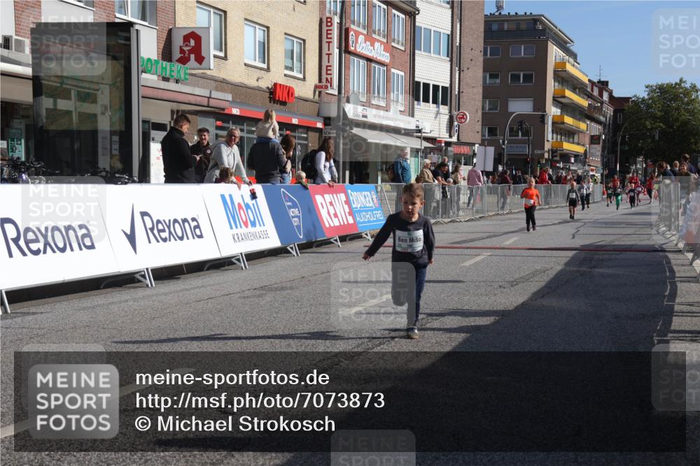 15.09.2024 - PSD Bank Halbmarathon Michael Strokosch http://msf.ph/oto/7073873 15.09.2024 10:32:15 Ziel 68, 148, 193, 199, 280, 301 meine-sportfotos.de