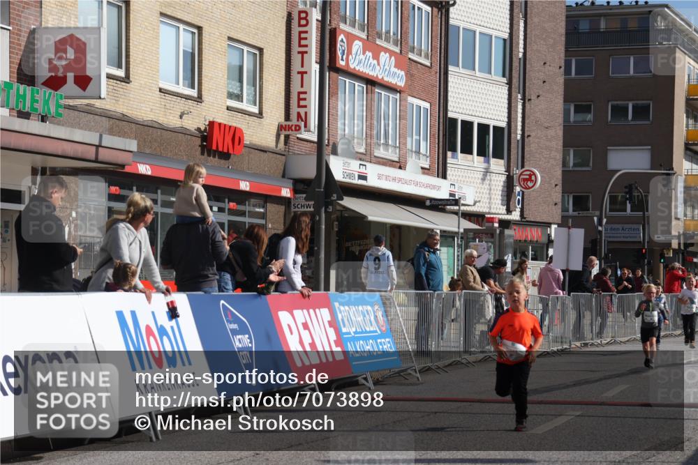 15.09.2024 - PSD Bank Halbmarathon Michael Strokosch http://msf.ph/oto/7073898 15.09.2024 10:32:19 Ziel 40, 68, 148, 157, 176, 193, 280, 301 meine-sportfotos.de