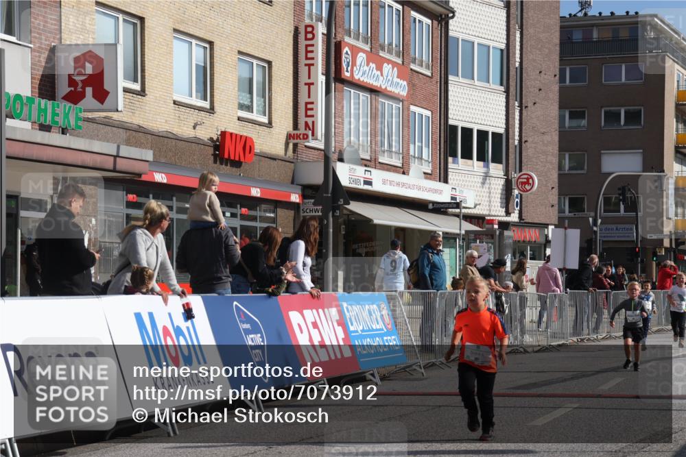 15.09.2024 - PSD Bank Halbmarathon Michael Strokosch http://msf.ph/oto/7073912 15.09.2024 10:32:20 Ziel 40, 68, 148, 157, 176, 193, 280, 301 meine-sportfotos.de