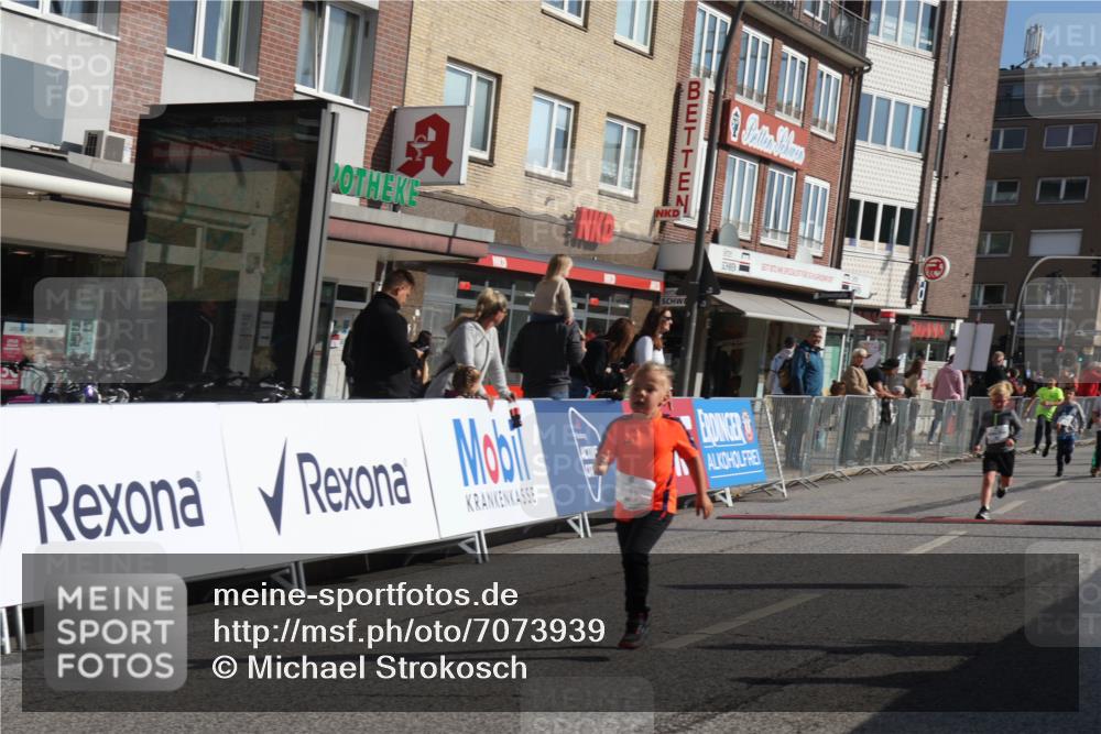 15.09.2024 - PSD Bank Halbmarathon Michael Strokosch http://msf.ph/oto/7073939 15.09.2024 10:32:21 Ziel 40, 68, 83, 157, 176, 193, 280, 301 meine-sportfotos.de