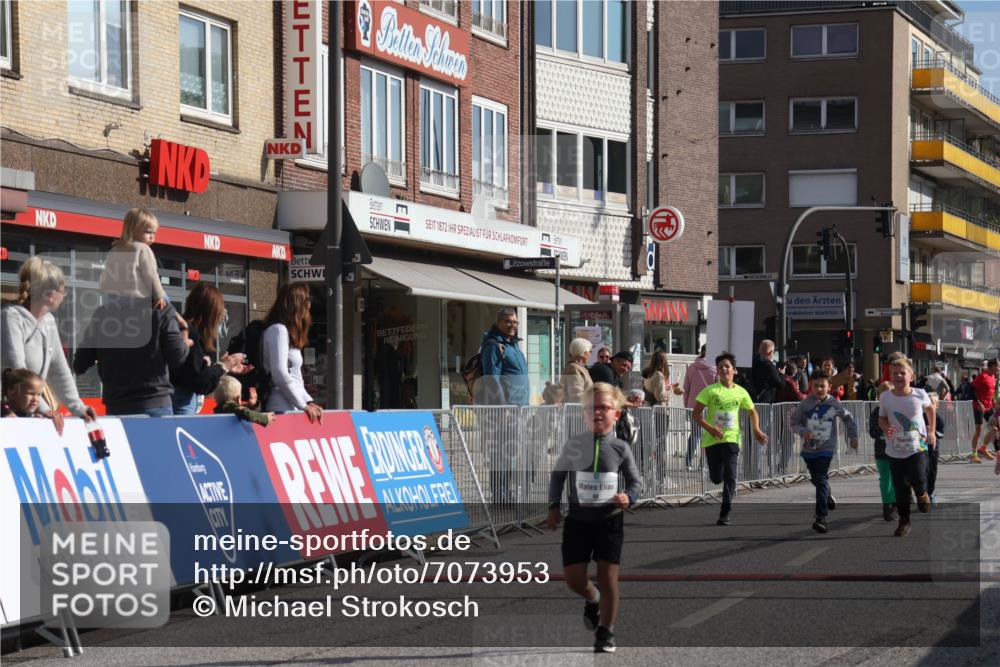 15.09.2024 - PSD Bank Halbmarathon Michael Strokosch http://msf.ph/oto/7073953 15.09.2024 10:32:23 Ziel 1, 40, 68, 83, 157, 176, 182, 193, 232, 241, 301 meine-sportfotos.de
