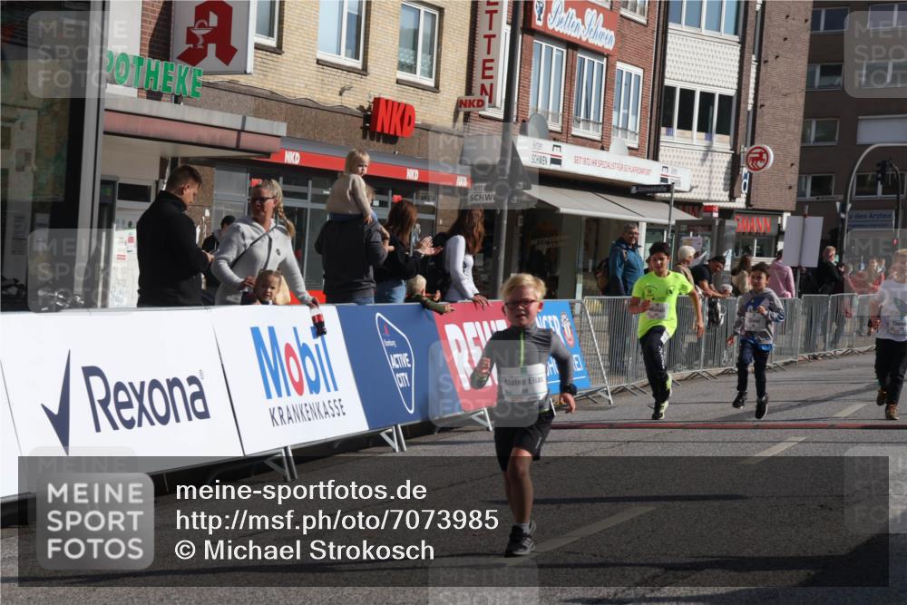 15.09.2024 - PSD Bank Halbmarathon Michael Strokosch http://msf.ph/oto/7073985 15.09.2024 10:32:25 Ziel 1, 40, 68, 83, 157, 176, 182, 193, 232, 241, 283, 301, 302 meine-sportfotos.de