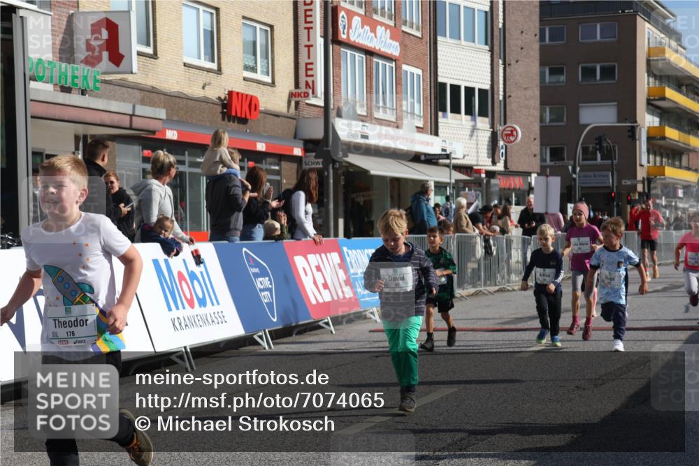 15.09.2024 - PSD Bank Halbmarathon Michael Strokosch http://msf.ph/oto/7074065 15.09.2024 10:32:30 Ziel 1, 4, 40, 68, 83, 157, 176, 182, 232, 241, 275, 283, 301, 302 meine-sportfotos.de