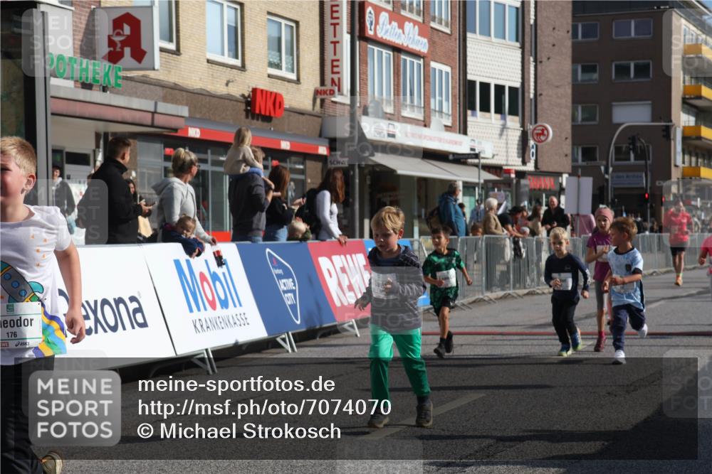 15.09.2024 - PSD Bank Halbmarathon Michael Strokosch http://msf.ph/oto/7074070 15.09.2024 10:32:30 Ziel 1, 4, 40, 68, 83, 157, 176, 182, 232, 241, 275, 283, 301, 302 meine-sportfotos.de
