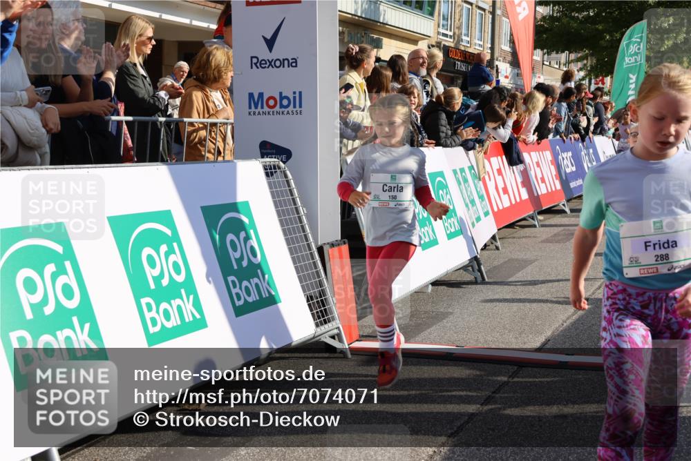 15.09.2024 - PSD Bank Halbmarathon Strokosch-Dieckow http://msf.ph/oto/7074071 15.09.2024 10:29:22 Ziel 5, 47, 106, 107, 137, 150, 154, 170, 179, 189, 222, 231, 244, 271, 288, 292, 297 meine-sportfotos.de