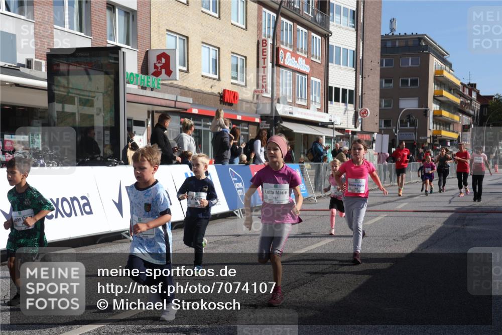 15.09.2024 - PSD Bank Halbmarathon Michael Strokosch http://msf.ph/oto/7074107 15.09.2024 10:32:34 Ziel 1, 4, 33, 40, 68, 83, 157, 176, 182, 232, 241, 275, 283, 302 meine-sportfotos.de