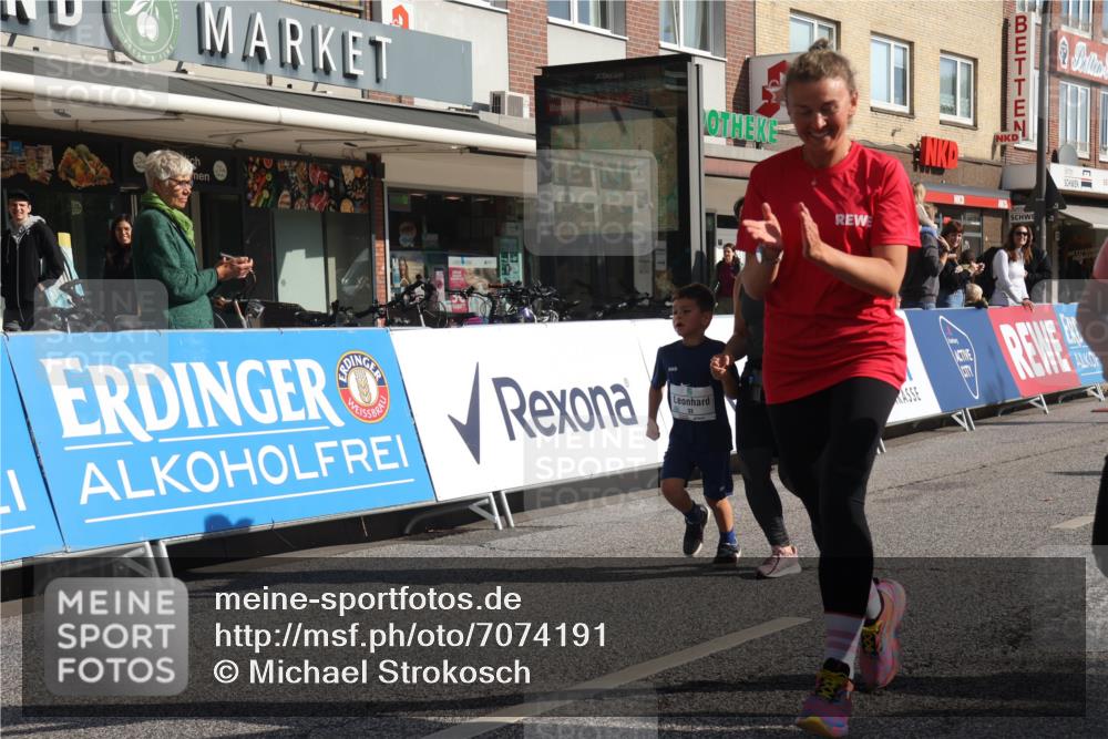 15.09.2024 - PSD Bank Halbmarathon Michael Strokosch http://msf.ph/oto/7074191 15.09.2024 10:32:42 Ziel 1, 4, 33, 182, 232, 241, 275, 283, 302 meine-sportfotos.de