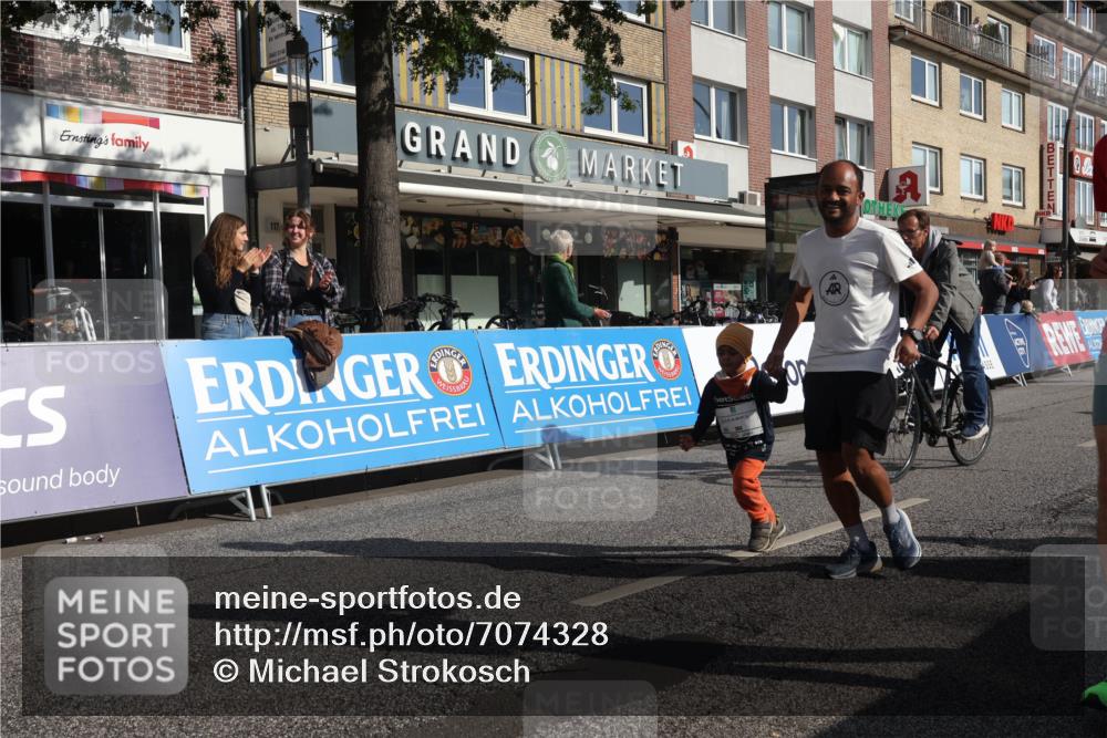 15.09.2024 - PSD Bank Halbmarathon Michael Strokosch http://msf.ph/oto/7074328 15.09.2024 10:33:16 Ziel 224, 304 meine-sportfotos.de