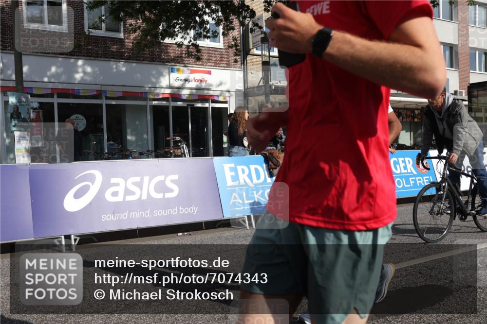 15.09.2024 - PSD Bank Halbmarathon Michael Strokosch http://msf.ph/oto/7074343 15.09.2024 10:33:17 Ziel 224, 304 meine-sportfotos.de