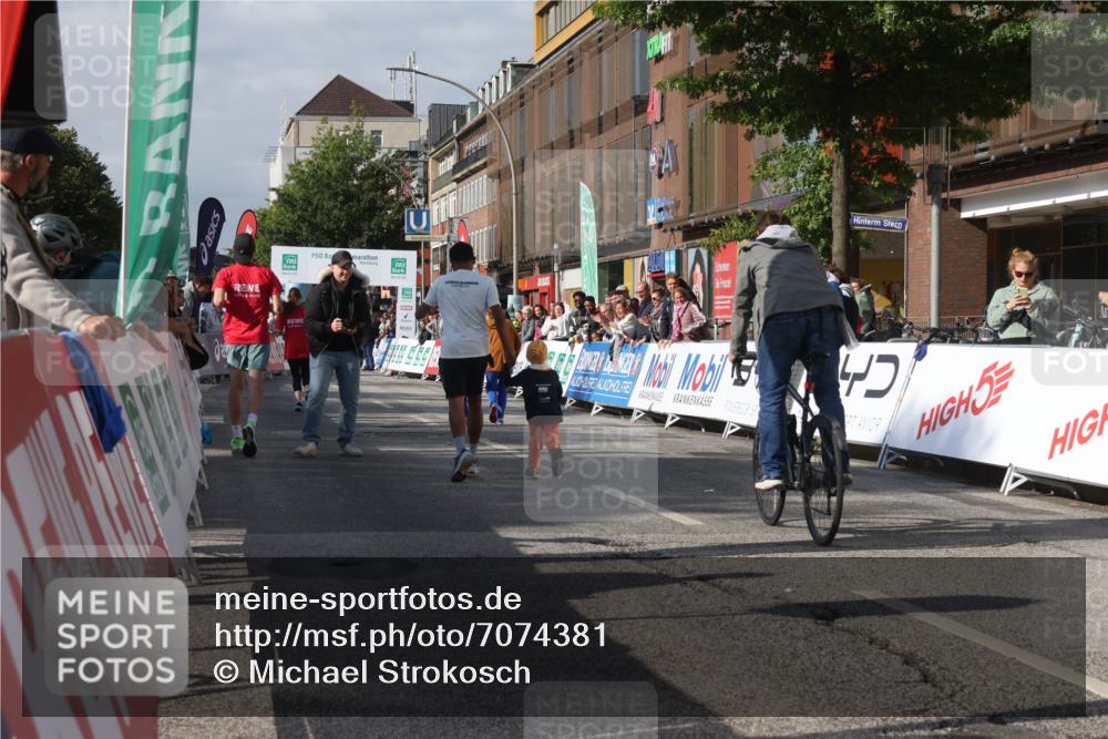 15.09.2024 - PSD Bank Halbmarathon Michael Strokosch http://msf.ph/oto/7074381 15.09.2024 10:33:25 Ziel  meine-sportfotos.de