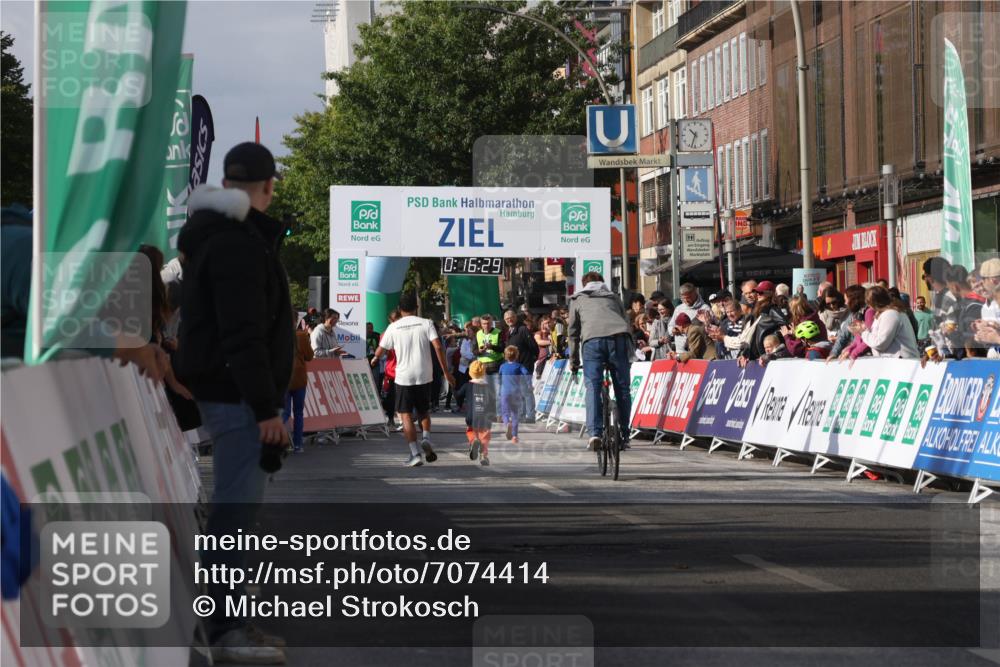 15.09.2024 - PSD Bank Halbmarathon Michael Strokosch http://msf.ph/oto/7074414 15.09.2024 10:33:35 Ziel  meine-sportfotos.de