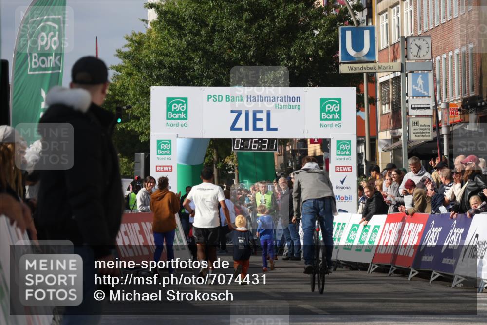 15.09.2024 - PSD Bank Halbmarathon Michael Strokosch http://msf.ph/oto/7074431 15.09.2024 10:33:37 Ziel  meine-sportfotos.de