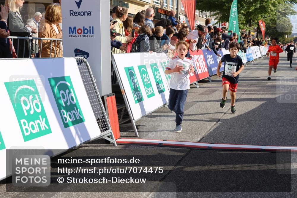 15.09.2024 - PSD Bank Halbmarathon Strokosch-Dieckow http://msf.ph/oto/7074475 15.09.2024 10:29:31 Ziel 5, 12, 47, 70, 150, 170, 180, 194, 244, 254, 255, 271, 288, 292, 297 meine-sportfotos.de