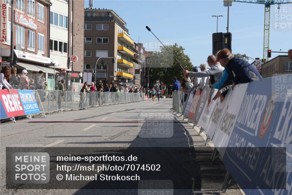 15.09.2024 - PSD Bank Halbmarathon Michael Strokosch http://msf.ph/oto/7074502 15.09.2024 11:01:46 Ziel 448 meine-sportfotos.de