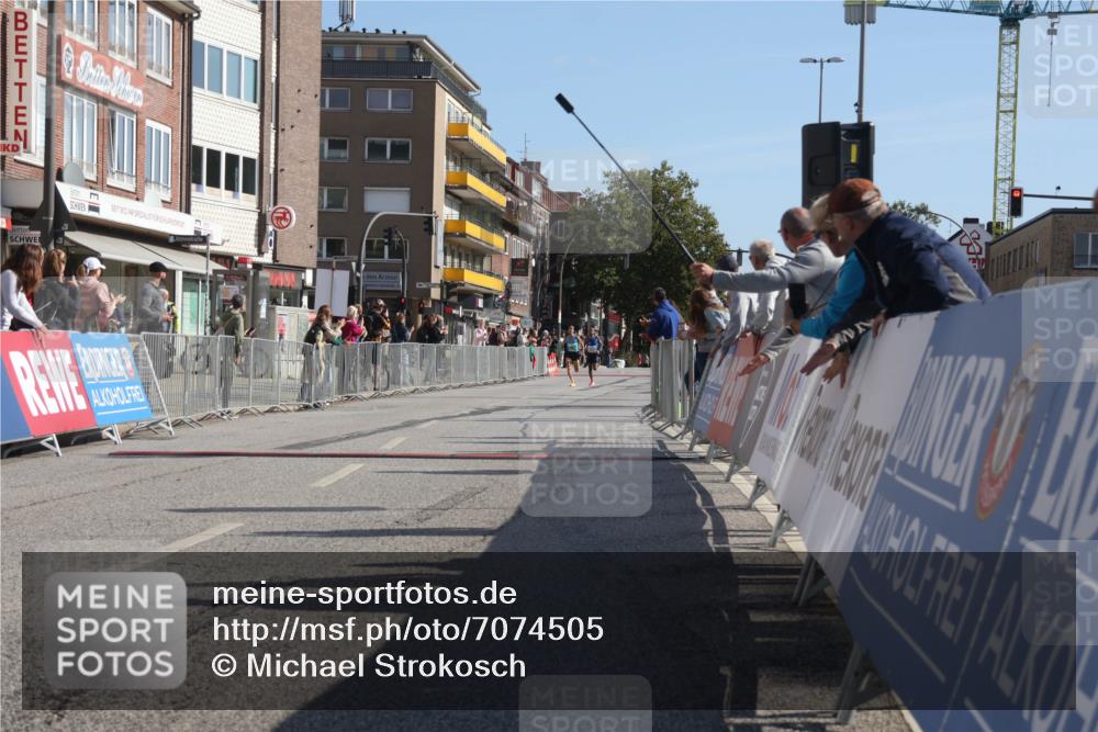15.09.2024 - PSD Bank Halbmarathon Michael Strokosch http://msf.ph/oto/7074505 15.09.2024 11:01:46 Ziel 448 meine-sportfotos.de