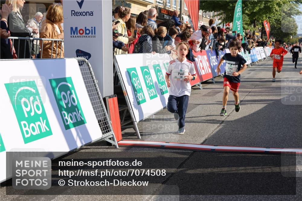 15.09.2024 - PSD Bank Halbmarathon Strokosch-Dieckow http://msf.ph/oto/7074508 15.09.2024 10:29:31 Ziel 5, 12, 47, 70, 150, 170, 180, 194, 244, 254, 255, 271, 288, 292, 297 meine-sportfotos.de