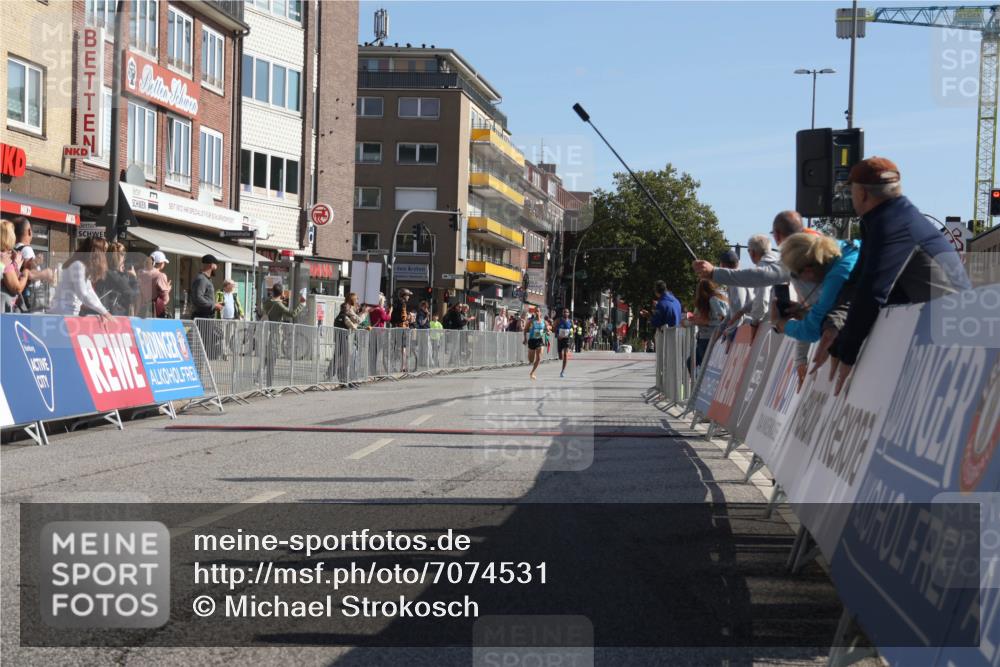 15.09.2024 - PSD Bank Halbmarathon Michael Strokosch http://msf.ph/oto/7074531 15.09.2024 11:01:48 Ziel 448, 1001 meine-sportfotos.de