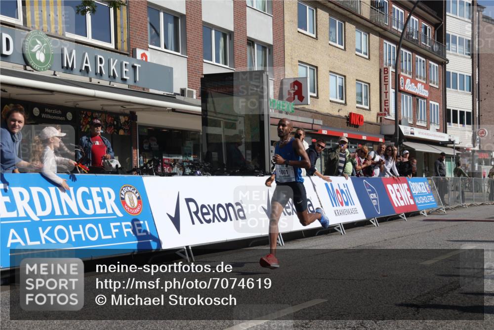 15.09.2024 - PSD Bank Halbmarathon Michael Strokosch http://msf.ph/oto/7074619 15.09.2024 11:01:54 Ziel 448, 1001 meine-sportfotos.de