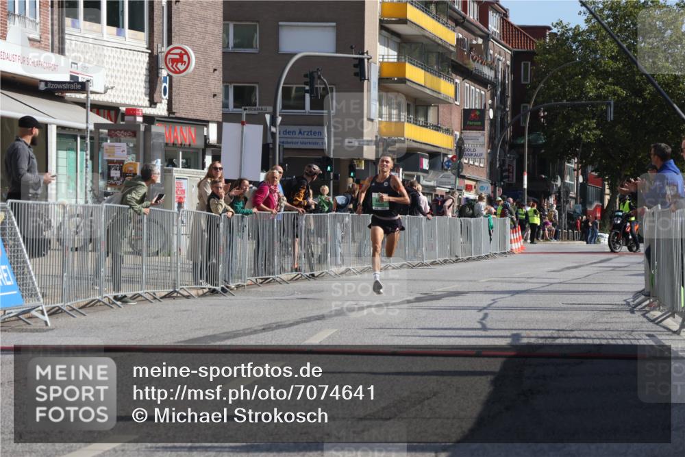 15.09.2024 - PSD Bank Halbmarathon Michael Strokosch http://msf.ph/oto/7074641 15.09.2024 11:02:07 Ziel 447, 1001 meine-sportfotos.de