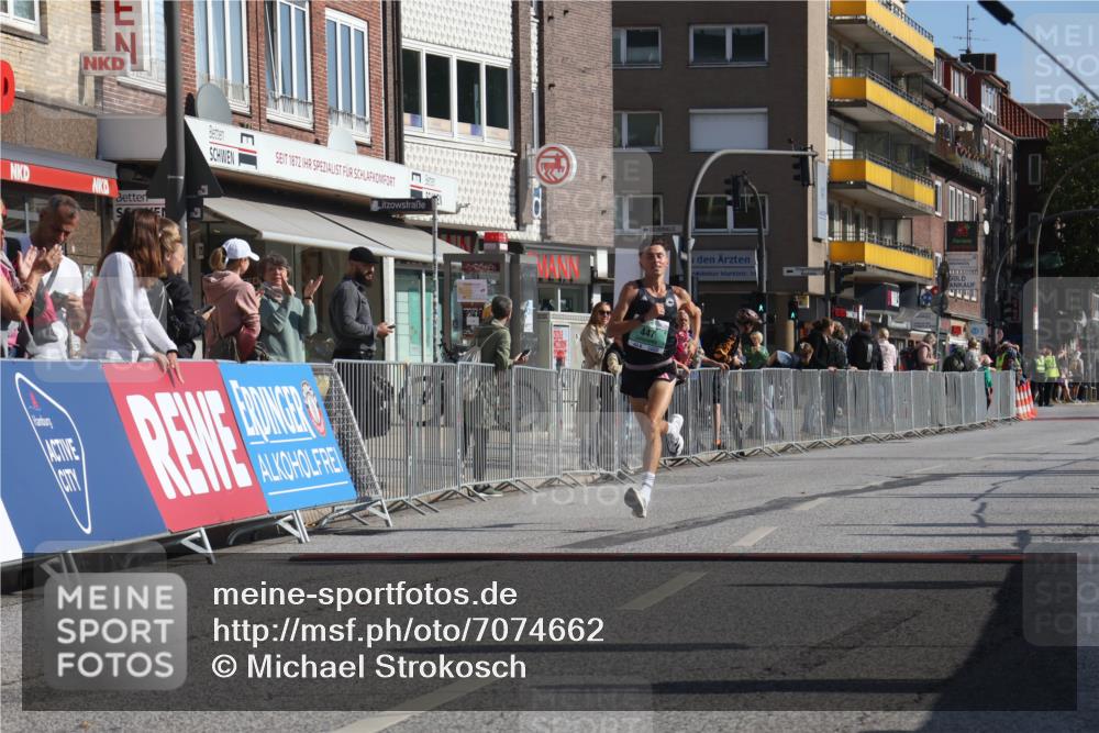 15.09.2024 - PSD Bank Halbmarathon Michael Strokosch http://msf.ph/oto/7074662 15.09.2024 11:02:09 Ziel 447 meine-sportfotos.de
