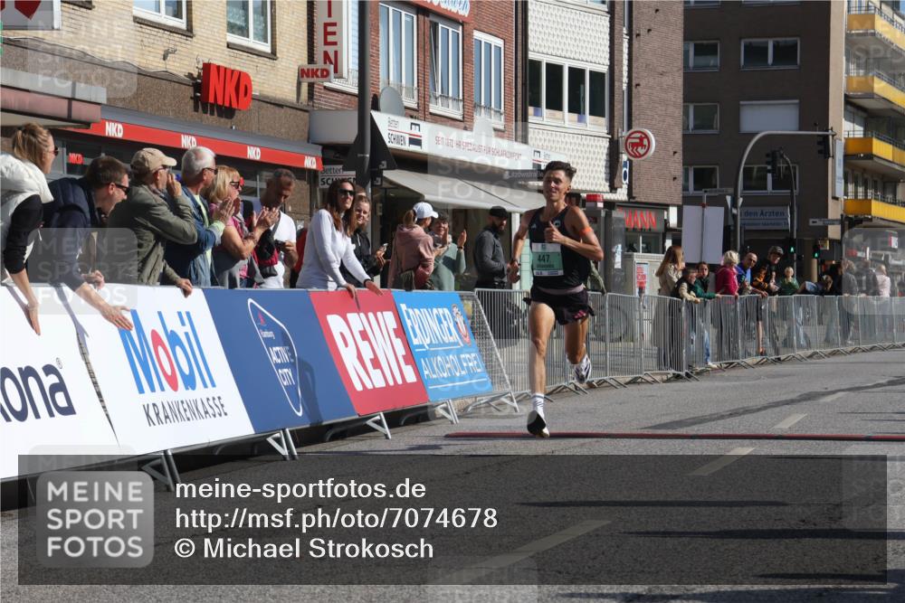 15.09.2024 - PSD Bank Halbmarathon Michael Strokosch http://msf.ph/oto/7074678 15.09.2024 11:02:10 Ziel 447 meine-sportfotos.de