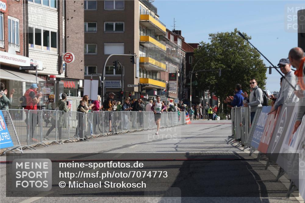 15.09.2024 - PSD Bank Halbmarathon Michael Strokosch http://msf.ph/oto/7074773 15.09.2024 11:02:34 Ziel 449 meine-sportfotos.de