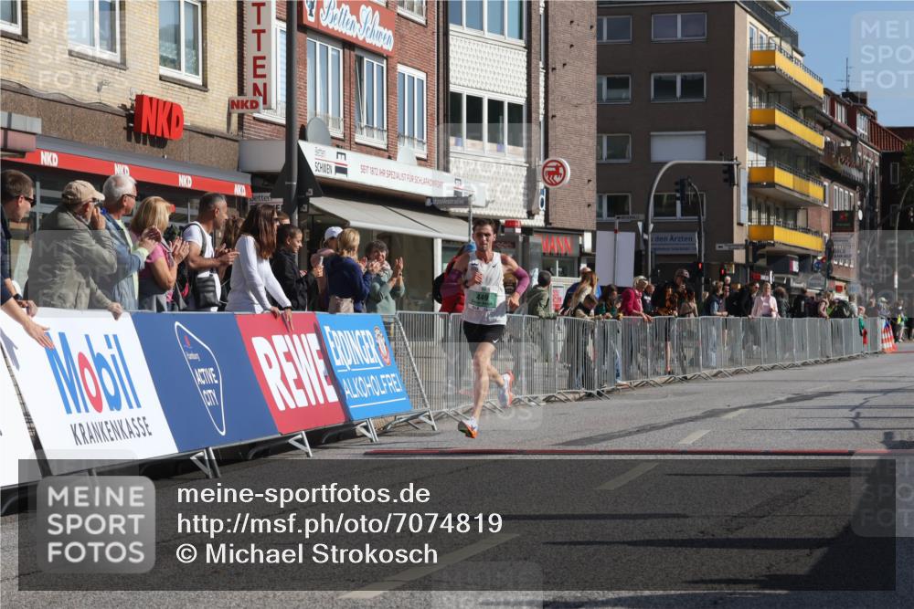 15.09.2024 - PSD Bank Halbmarathon Michael Strokosch http://msf.ph/oto/7074819 15.09.2024 11:02:38 Ziel 449 meine-sportfotos.de