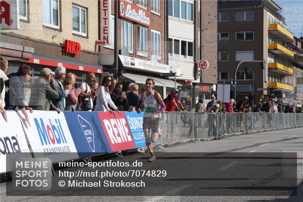 15.09.2024 - PSD Bank Halbmarathon Michael Strokosch http://msf.ph/oto/7074829 15.09.2024 11:02:39 Ziel 449 meine-sportfotos.de