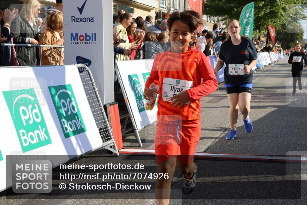 15.09.2024 - PSD Bank Halbmarathon Strokosch-Dieckow http://msf.ph/oto/7074926 15.09.2024 10:29:35 Ziel 5, 12, 47, 70, 180, 194, 244, 254, 255, 271 meine-sportfotos.de