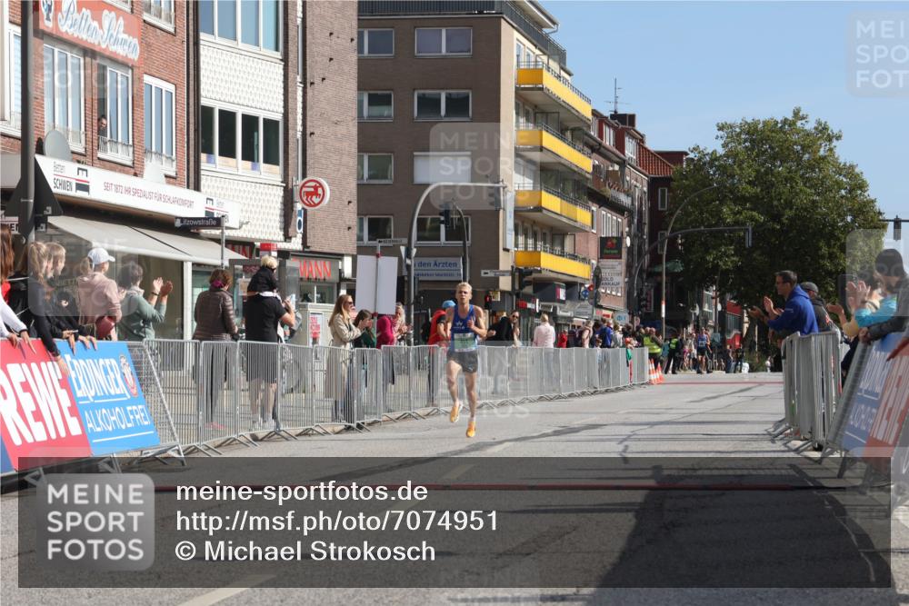 15.09.2024 - PSD Bank Halbmarathon Michael Strokosch http://msf.ph/oto/7074951 15.09.2024 11:04:29 Ziel 451 meine-sportfotos.de