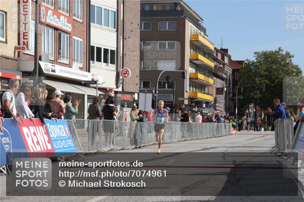 15.09.2024 - PSD Bank Halbmarathon Michael Strokosch http://msf.ph/oto/7074961 15.09.2024 11:04:30 Ziel 451 meine-sportfotos.de