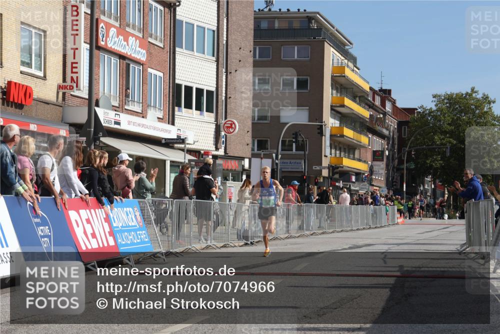 15.09.2024 - PSD Bank Halbmarathon Michael Strokosch http://msf.ph/oto/7074966 15.09.2024 11:04:30 Ziel 451 meine-sportfotos.de