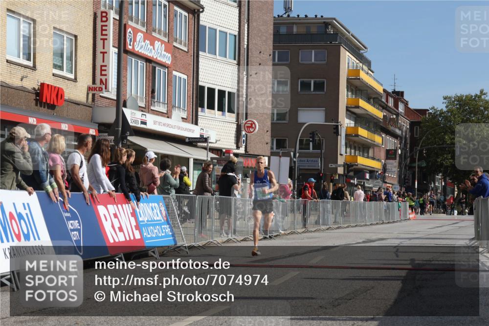 15.09.2024 - PSD Bank Halbmarathon Michael Strokosch http://msf.ph/oto/7074974 15.09.2024 11:04:30 Ziel 451 meine-sportfotos.de