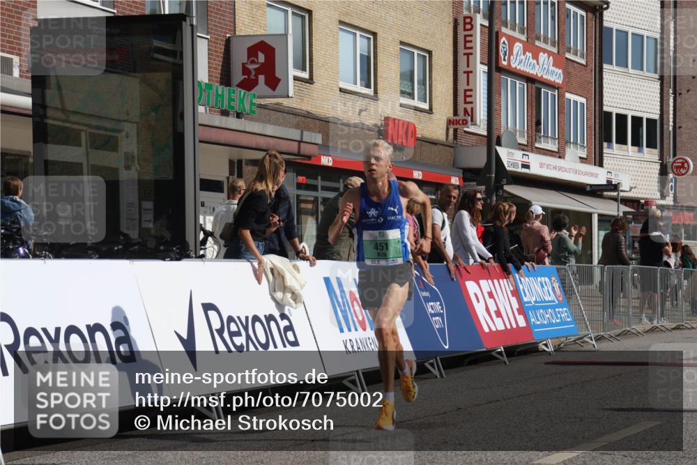 15.09.2024 - PSD Bank Halbmarathon Michael Strokosch http://msf.ph/oto/7075002 15.09.2024 11:04:33 Ziel 451 meine-sportfotos.de