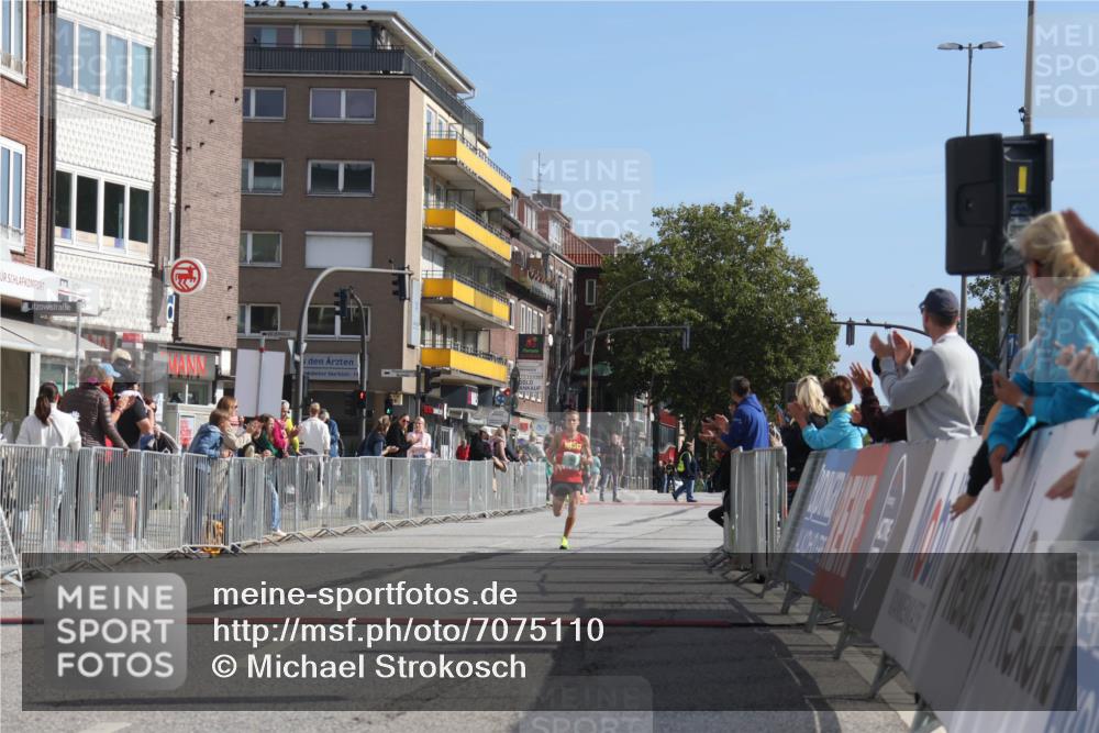 15.09.2024 - PSD Bank Halbmarathon Michael Strokosch http://msf.ph/oto/7075110 15.09.2024 11:05:20 Ziel 458 meine-sportfotos.de