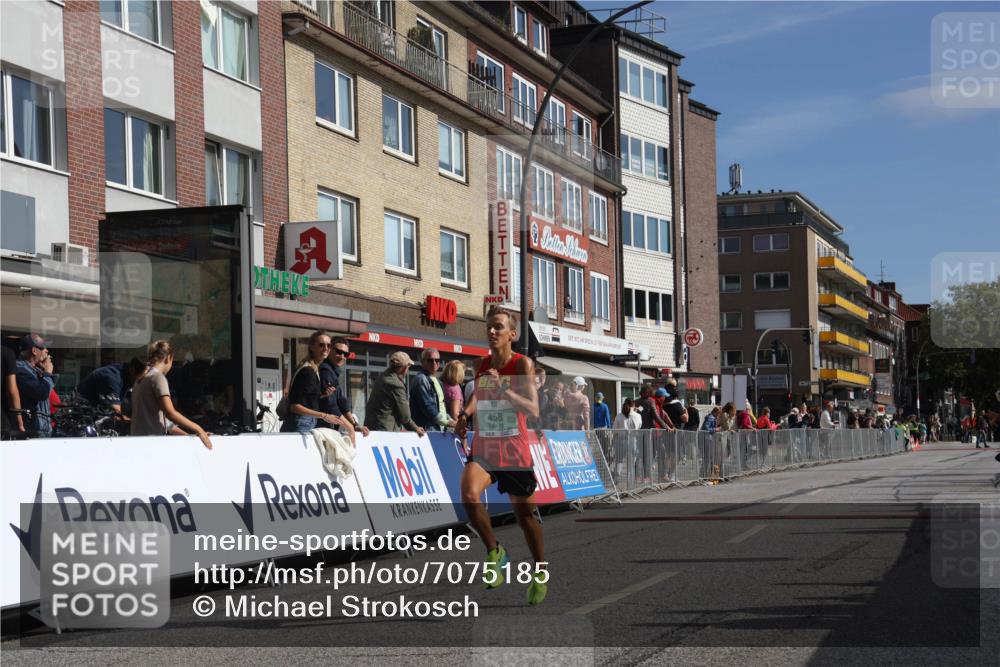 15.09.2024 - PSD Bank Halbmarathon Michael Strokosch http://msf.ph/oto/7075185 15.09.2024 11:05:25 Ziel 458 meine-sportfotos.de