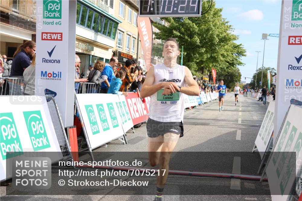 15.09.2024 - PSD Bank Halbmarathon Strokosch-Dieckow http://msf.ph/oto/7075217 15.09.2024 11:11:15 Ziel 481, 513, 523, 524, 543 meine-sportfotos.de