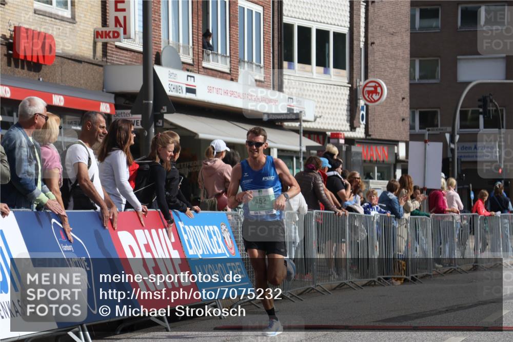 15.09.2024 - PSD Bank Halbmarathon Michael Strokosch http://msf.ph/oto/7075232 15.09.2024 11:05:46 Ziel 452 meine-sportfotos.de