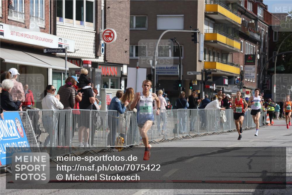 15.09.2024 - PSD Bank Halbmarathon Michael Strokosch http://msf.ph/oto/7075422 15.09.2024 11:06:38 Ziel 455, 461, 471 meine-sportfotos.de