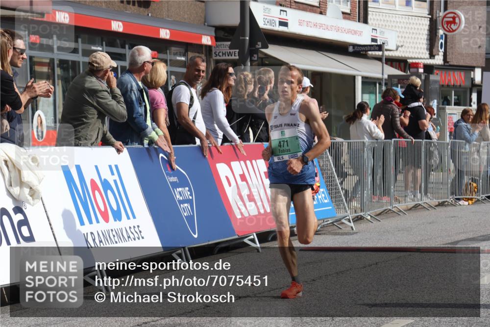 15.09.2024 - PSD Bank Halbmarathon Michael Strokosch http://msf.ph/oto/7075451 15.09.2024 11:06:40 Ziel 455, 461, 471 meine-sportfotos.de