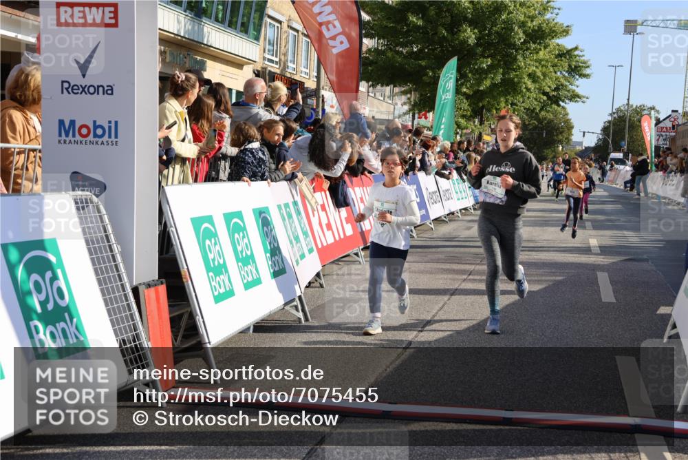 15.09.2024 - PSD Bank Halbmarathon Strokosch-Dieckow http://msf.ph/oto/7075455 15.09.2024 10:29:51 Ziel 15, 46, 60, 74, 80, 85, 111, 112, 120 meine-sportfotos.de