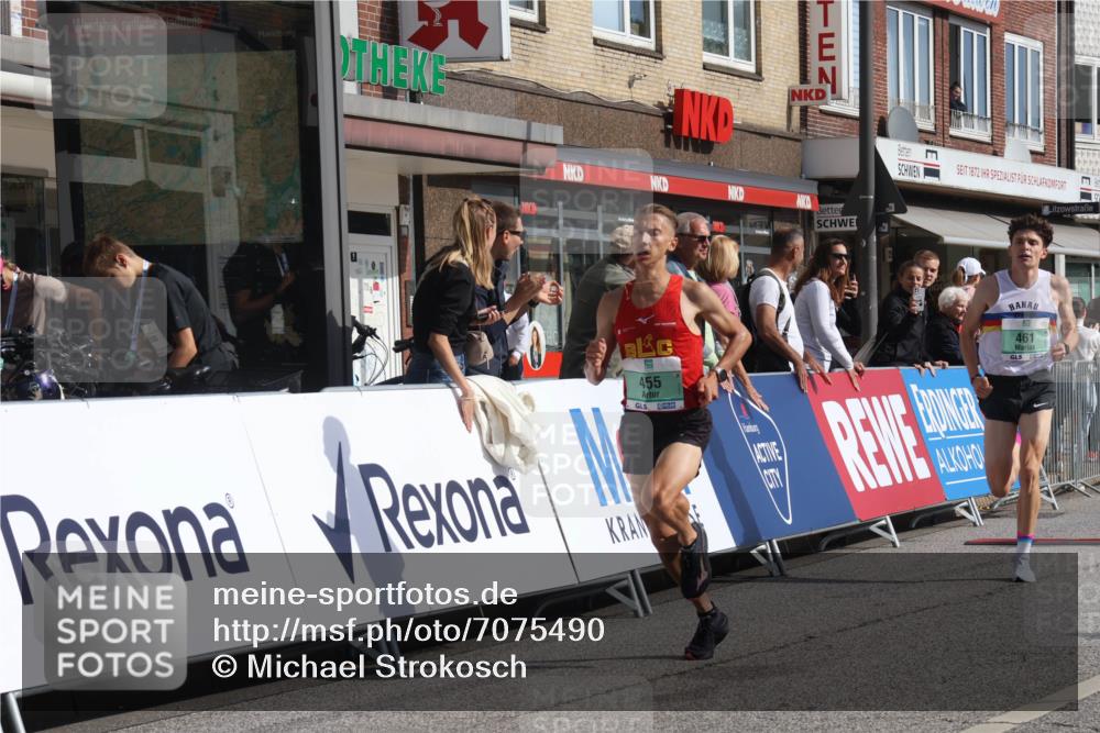 15.09.2024 - PSD Bank Halbmarathon Michael Strokosch http://msf.ph/oto/7075490 15.09.2024 11:06:44 Ziel 455, 459, 461, 471, 805 meine-sportfotos.de