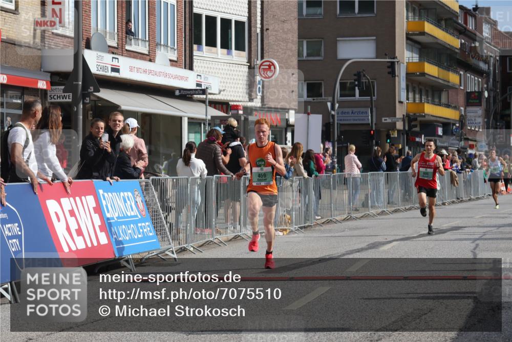 15.09.2024 - PSD Bank Halbmarathon Michael Strokosch http://msf.ph/oto/7075510 15.09.2024 11:06:46 Ziel 455, 459, 461, 471, 805 meine-sportfotos.de