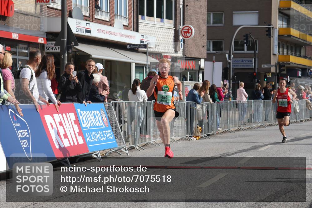 15.09.2024 - PSD Bank Halbmarathon Michael Strokosch http://msf.ph/oto/7075518 15.09.2024 11:06:47 Ziel 455, 459, 460, 461, 471, 805 meine-sportfotos.de