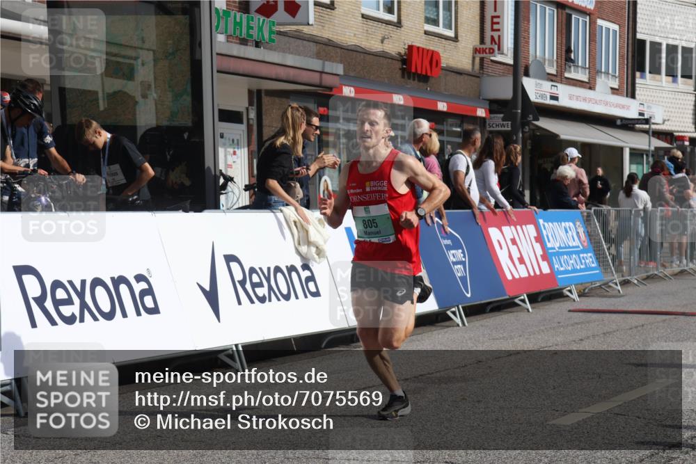 15.09.2024 - PSD Bank Halbmarathon Michael Strokosch http://msf.ph/oto/7075569 15.09.2024 11:06:51 Ziel 455, 456, 459, 460, 461, 467, 471, 472, 805 meine-sportfotos.de