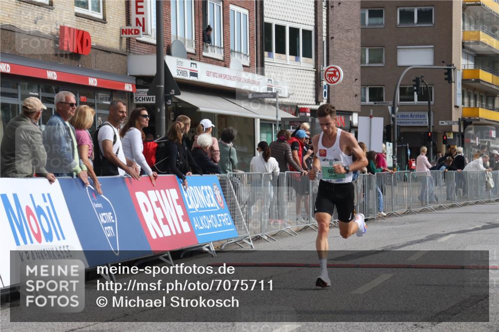 15.09.2024 - PSD Bank Halbmarathon Michael Strokosch http://msf.ph/oto/7075711 15.09.2024 11:07:05 Ziel 456, 460, 465, 467, 468, 472 meine-sportfotos.de
