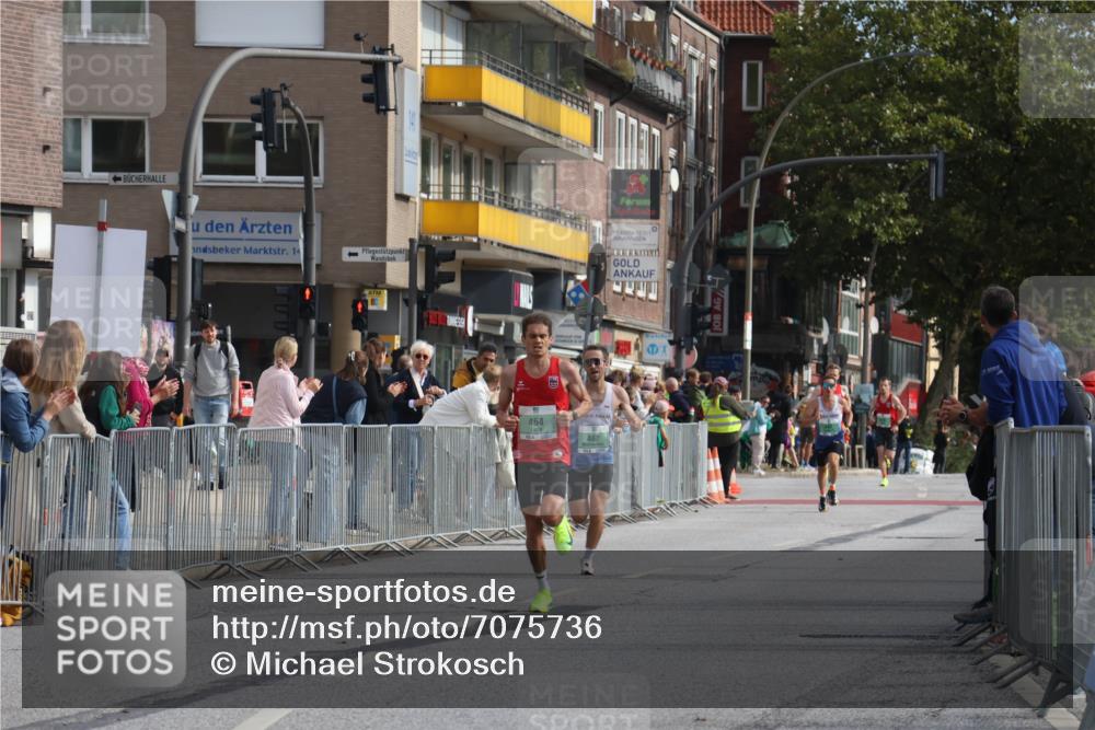 15.09.2024 - PSD Bank Halbmarathon Michael Strokosch http://msf.ph/oto/7075736 15.09.2024 11:07:13 Ziel 462, 464, 465, 468 meine-sportfotos.de