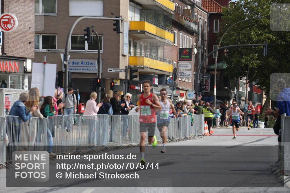 15.09.2024 - PSD Bank Halbmarathon Michael Strokosch http://msf.ph/oto/7075744 15.09.2024 11:07:14 Ziel 462, 464, 465, 468 meine-sportfotos.de