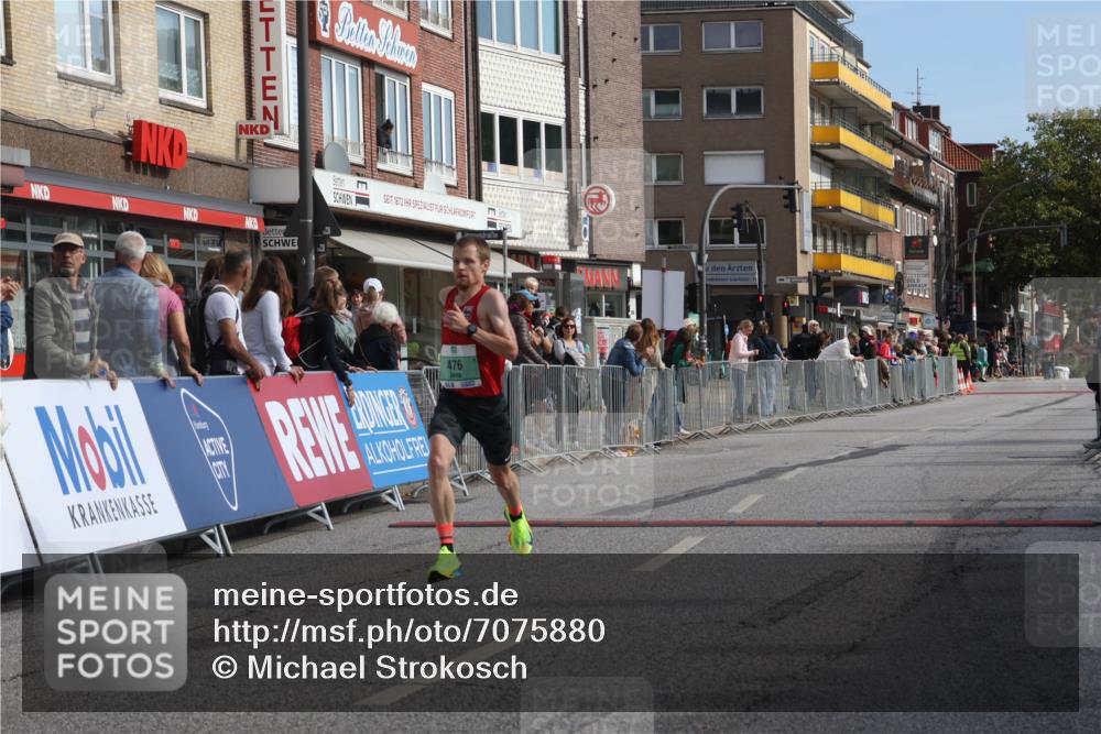 15.09.2024 - PSD Bank Halbmarathon Michael Strokosch http://msf.ph/oto/7075880 15.09.2024 11:07:28 Ziel 462, 464, 469, 476, 482 meine-sportfotos.de